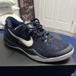 Kobe 8 “college navy” 10.5