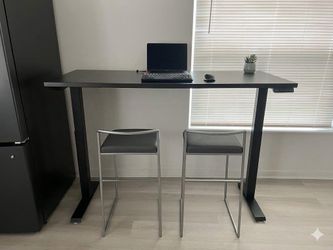 Black Standing Desk 5’ x 2’ (motor broken)