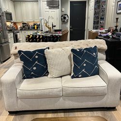 Sofa  Ashley
