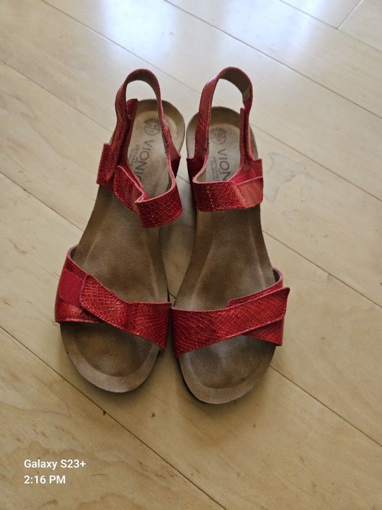 Vionics Enisa Wedge Sandals0