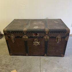 Vintage Trunk