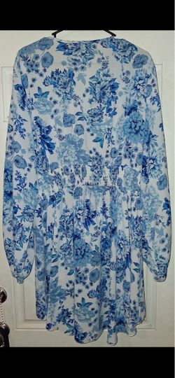 Women’s Plus size shirt.