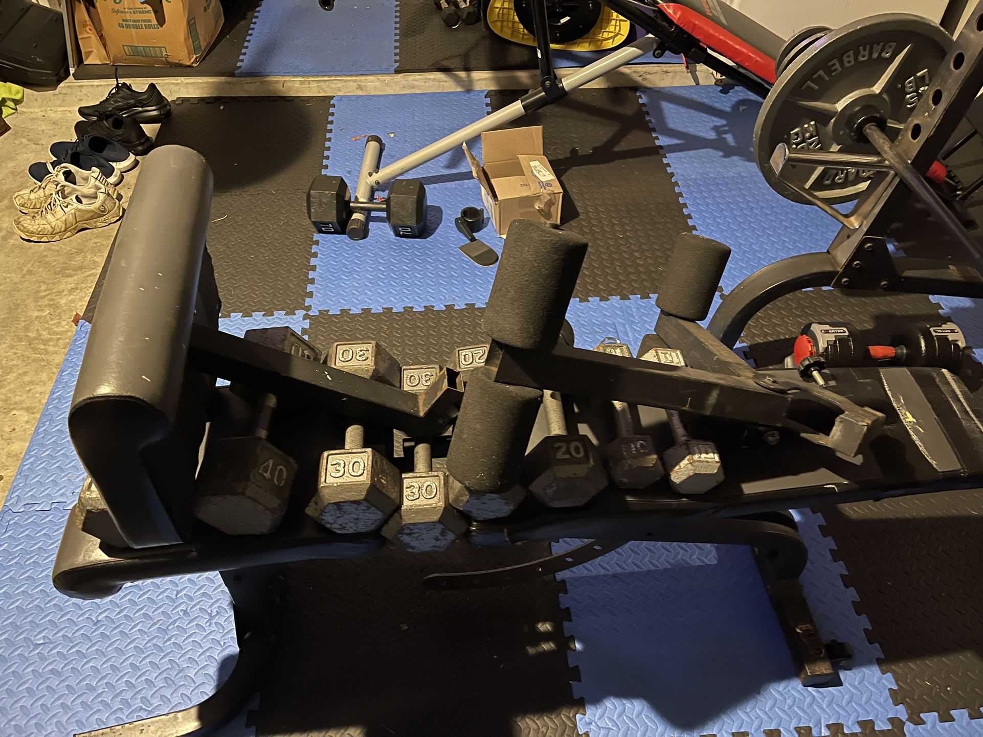 Weider Club 500 Weight Bench And Weights for Sale in Houston, TX OfferUp