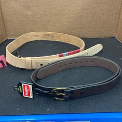 2 Men’s Leather Belts. Item No 583 (Shopgoodwill)