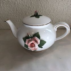 Beautiful Teleflora Tea Pot Wit 3 D Rose Flower , New 