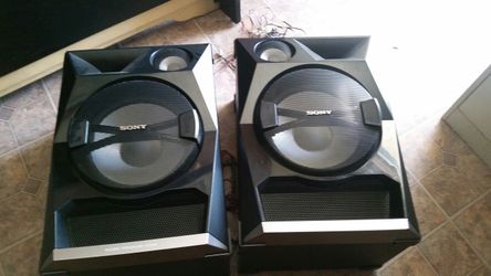 tengo dos bocinas seminuevas marca Sony
