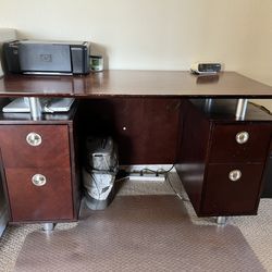 Computer Desk In Good condition Everything Works 