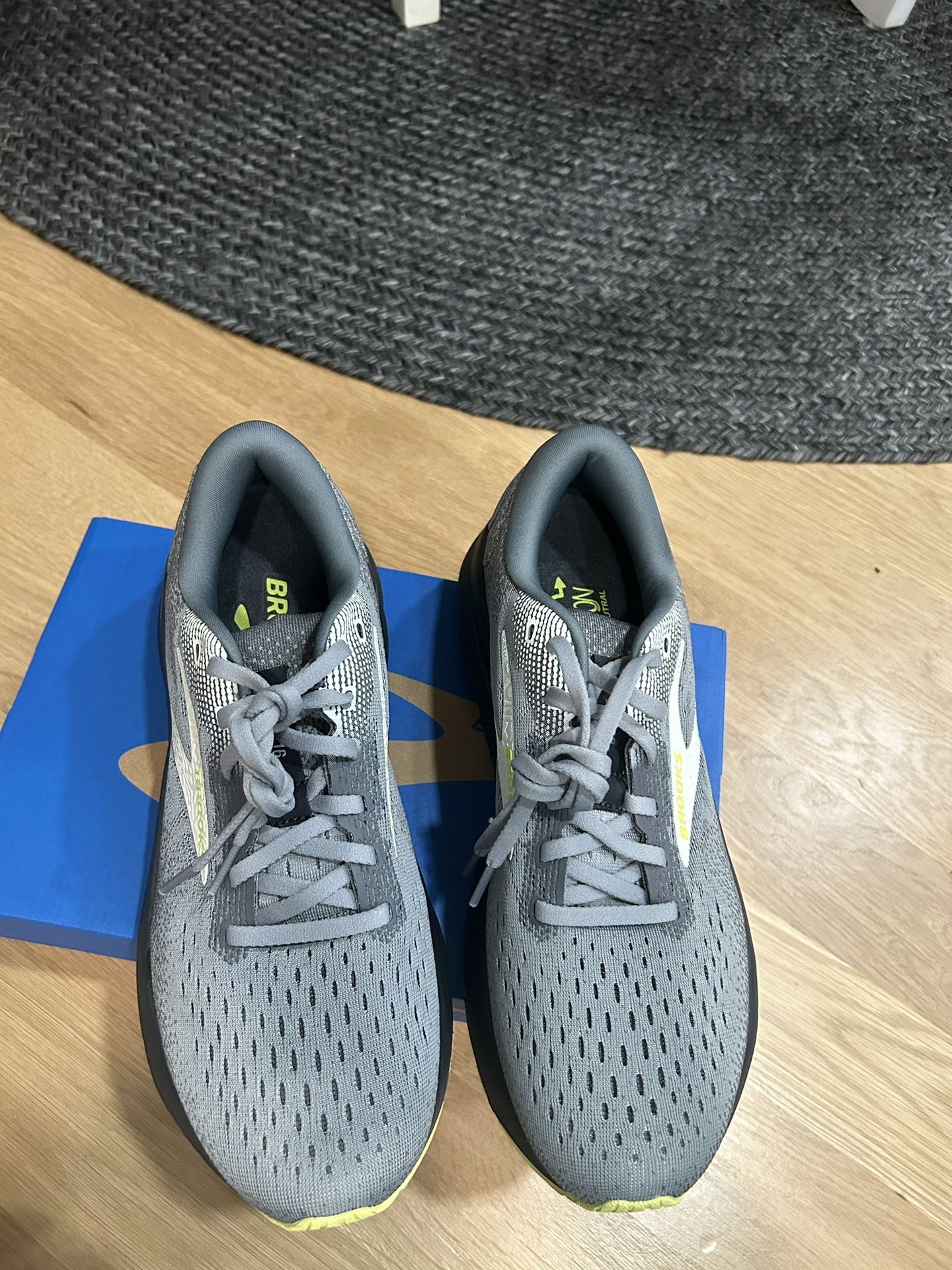 Brooks Ghost 16 mens size 8.5 Run walk