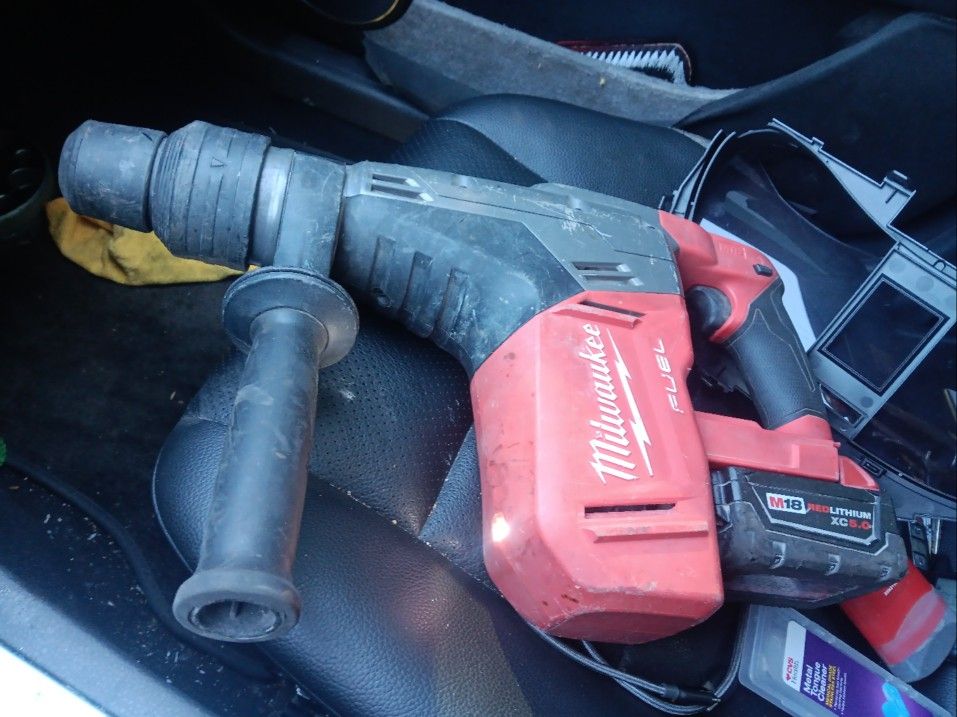Milwaukee Hammer Drill