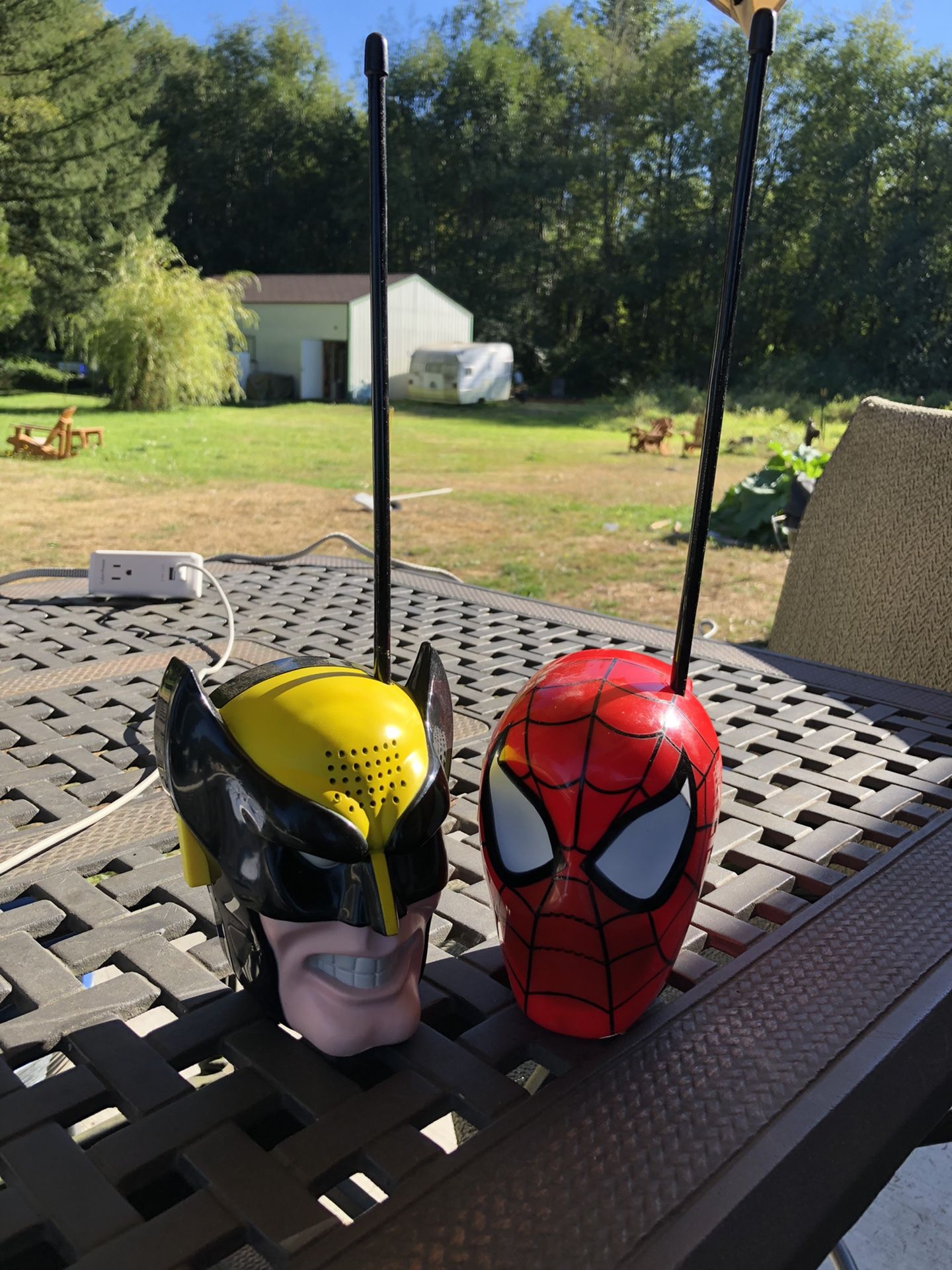 1996 Marvel Spider-Man/Wolverine Walkie Talkies