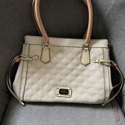 Guess Tote