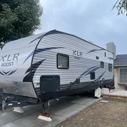 XLR Boost Toy Hauler 2017