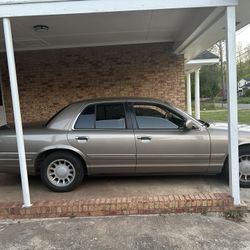 2001 Ford Crown Victoria(Pocket Bully)