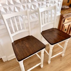 Beautiful Solid Wood Chairs – Restored