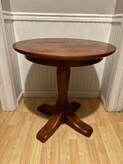 Vintage Round Wood Pedestal Accent Table