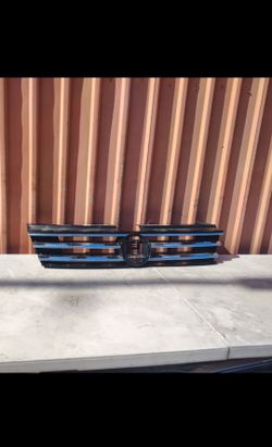 2018 - 2020 vw Tiguan grille