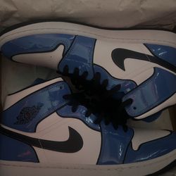 Jordan 1 Signal Blue