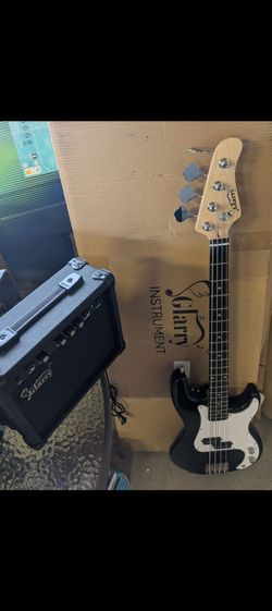 Bass Guitar w/ Amp