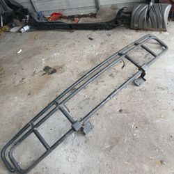 Hummer  H2 Crash Bar Asking 150