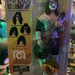 Mego KISS  FIGURES.ALL 4