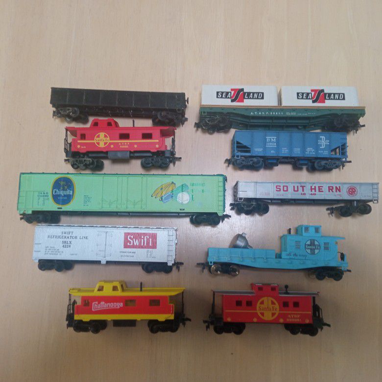 HO freight Cars. Lot #8