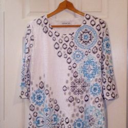 Southern Lady Shirt With Shiny Accents Size Small 