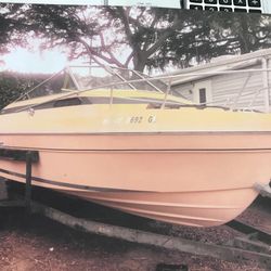 1977 Bayliner  liberty fisherman with American trailer has current tags Volvo 130 hp with 280 outdrive -2way   radio