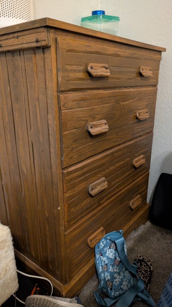 4 Drawer Dresser
