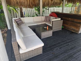 Sectional patio furniture