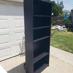 Ikea Bookshelf With Adjustable Shelving 