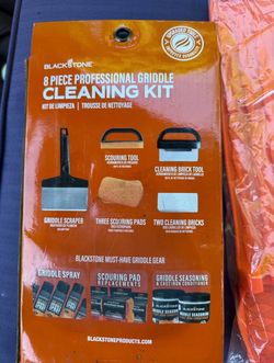 Blackstone cleaning kit and silicone mat