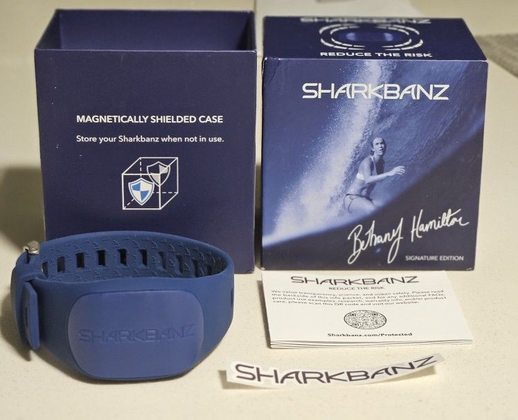 SURFING SHARKBANZ BETHANY HAMILTON
