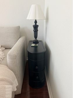 Solid Wood 2-Drawer End Table