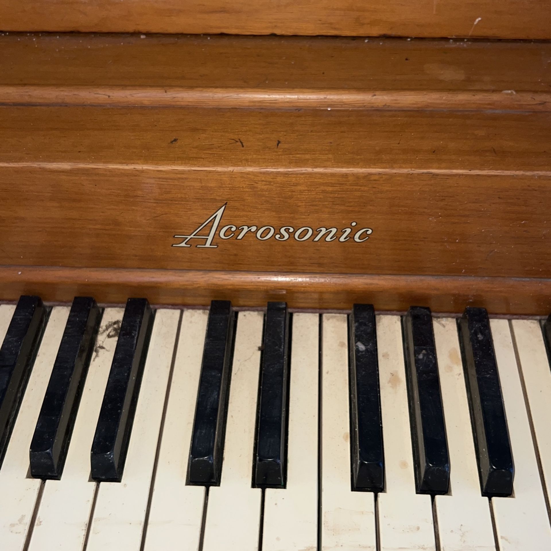 Used Piano Good Condition