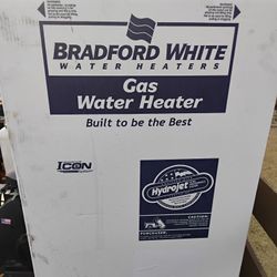 50 Gallon Natural Gas Bradford White Water Heater In Box