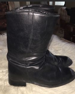 Santana Canada Black waterproof mid calf boots slip on women's size 7.5-8 great preowned condition