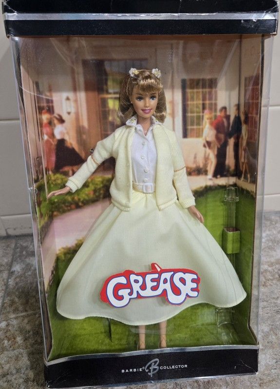 GREASE SANDY CHARACTER BARBIE DOLL BRAND NEW