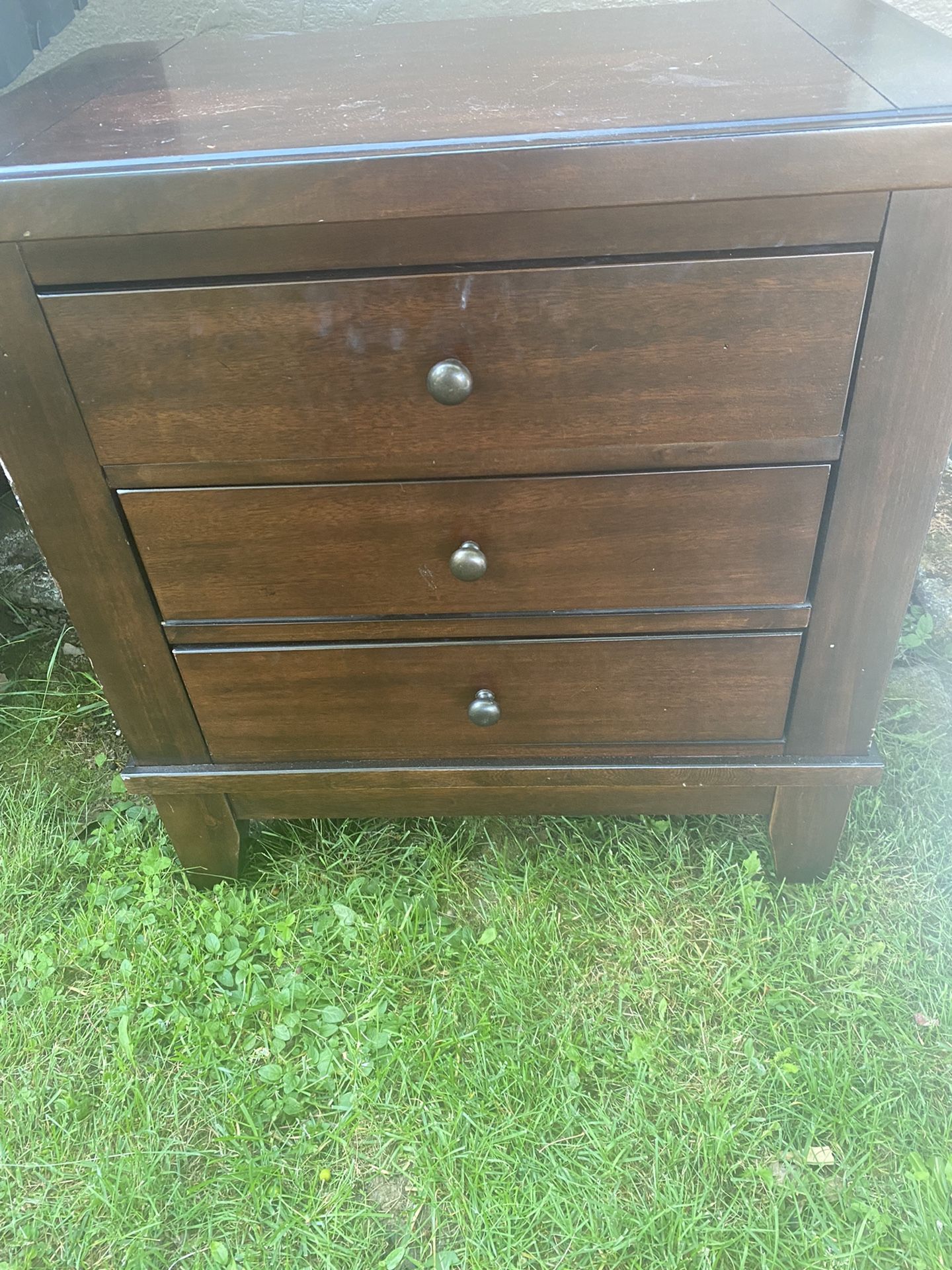 Nightstand -solid ! Come Pick Up In North Portland Off Lombard 