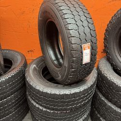 275/70R18 Goodyear Wrangler Kevlar A/T Full Tire Set