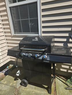 Gas grill