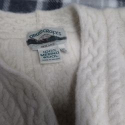 IRELAND IMPORTED Woman's Merino Wool Cardigan Sweater