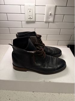 Black Leather Chukka Boots – Men’s Size 9