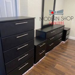DRESSER WITH MIRROR, CHEST AND TWO NIGHSTANDS 