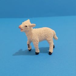 Safari Ltd LAMB Farm Animal  PVC Collectible Figure 1998 Retired
.