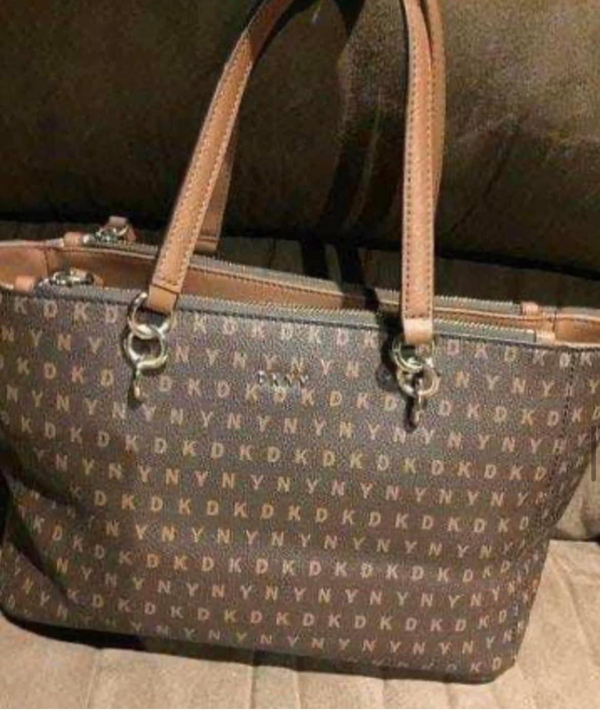 Dkny Medium Bag Like New