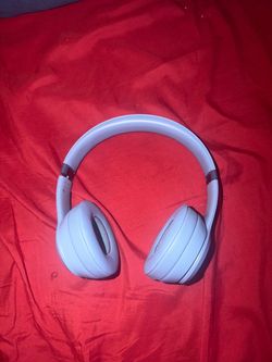 Beats solo 4