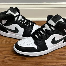 Jordan 1 Mid SE panda Elephant, Size 13 Authentic 