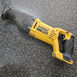DeWalt Reciprocating Saw (DCS381)