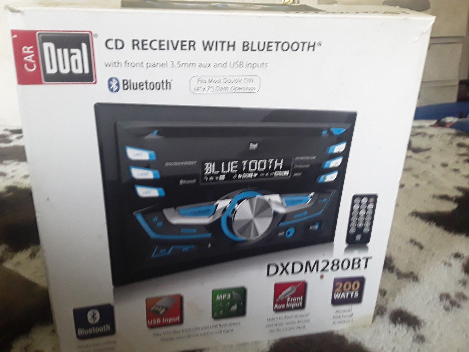 CD receiver with bluetooth