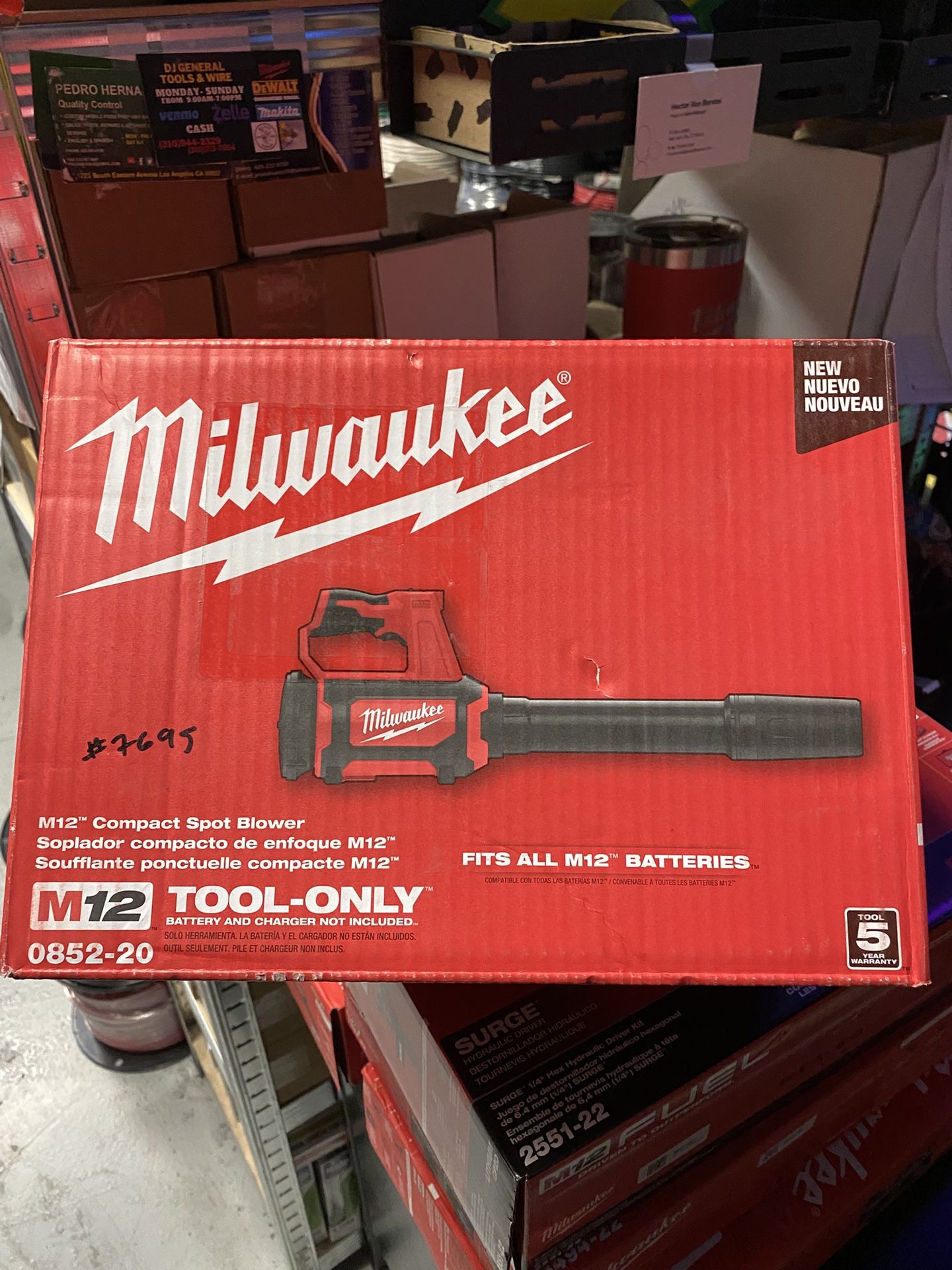 Milwaukee M12 12V Lithium-Ion Cordless Compact Spot Blower (Tool-Only)
